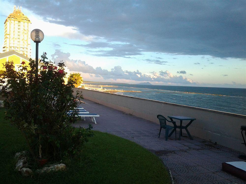 Marocca Hotel Nettuno Exterior foto